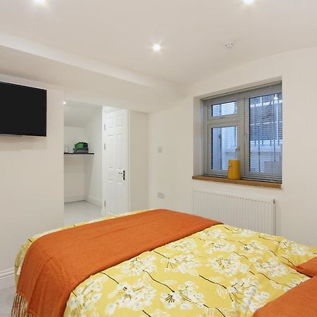 Splendid Flat In Kensington Olympia Appartement Londen Buitenkant foto