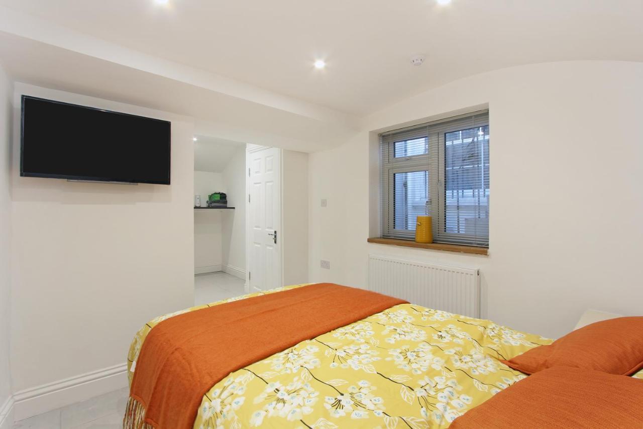 Splendid Flat In Kensington Olympia Appartement Londen Buitenkant foto