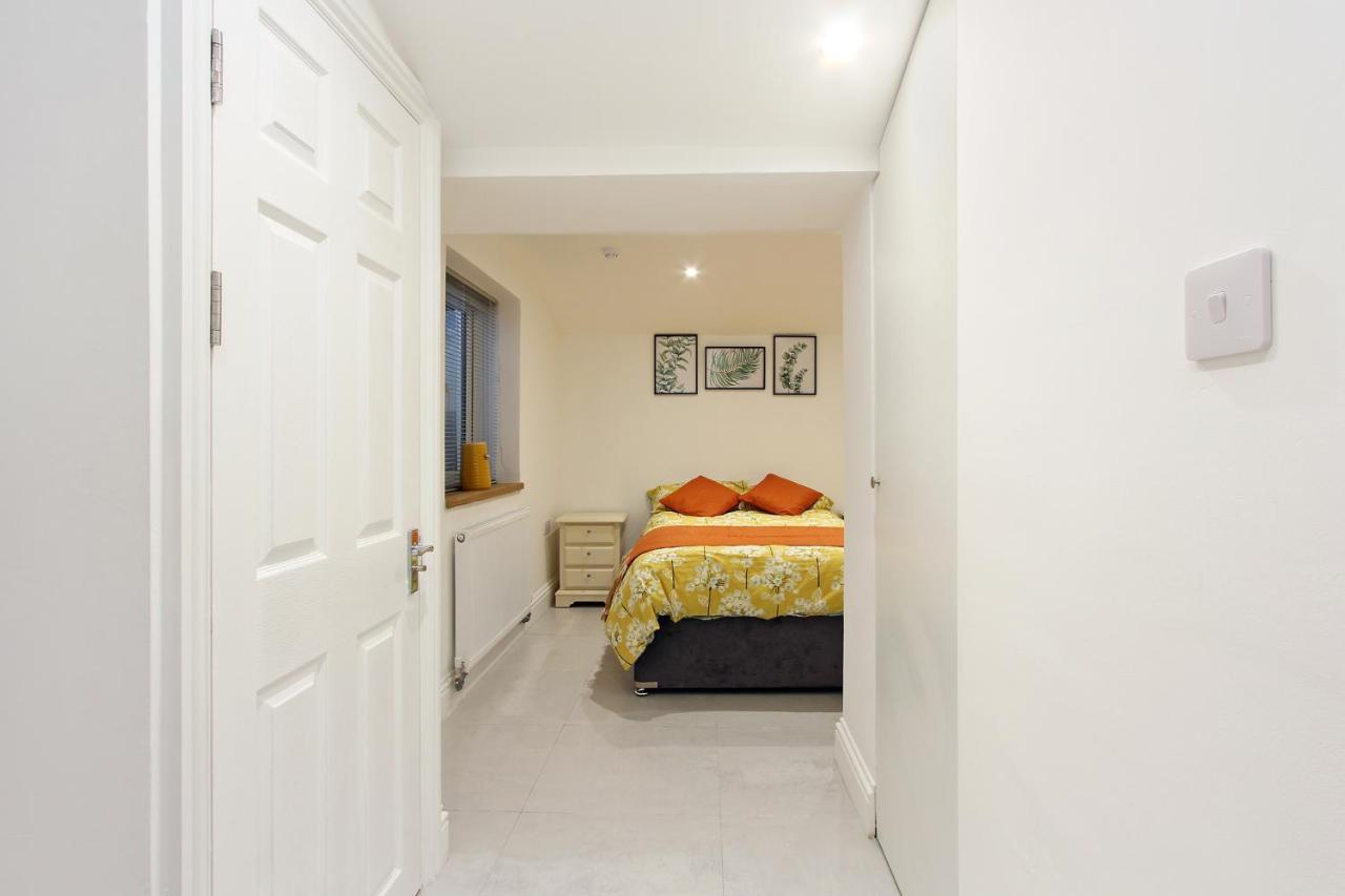 Splendid Flat In Kensington Olympia Appartement Londen Buitenkant foto